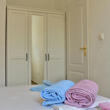 Apartments Villa Anna Башка Екстер'єр фото